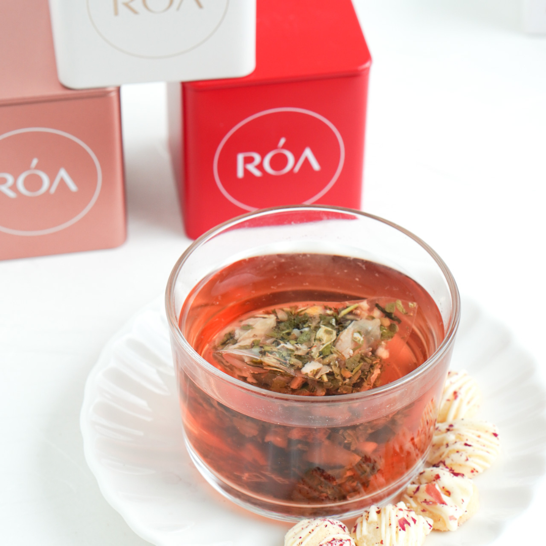 [ WHITETREE x RÓA ] Cookies and Tea Gift Set